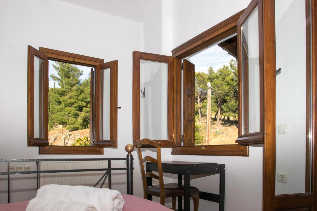 Mountain Breeze Sanctuary Villa โวโลส ภายนอก รูปภาพ