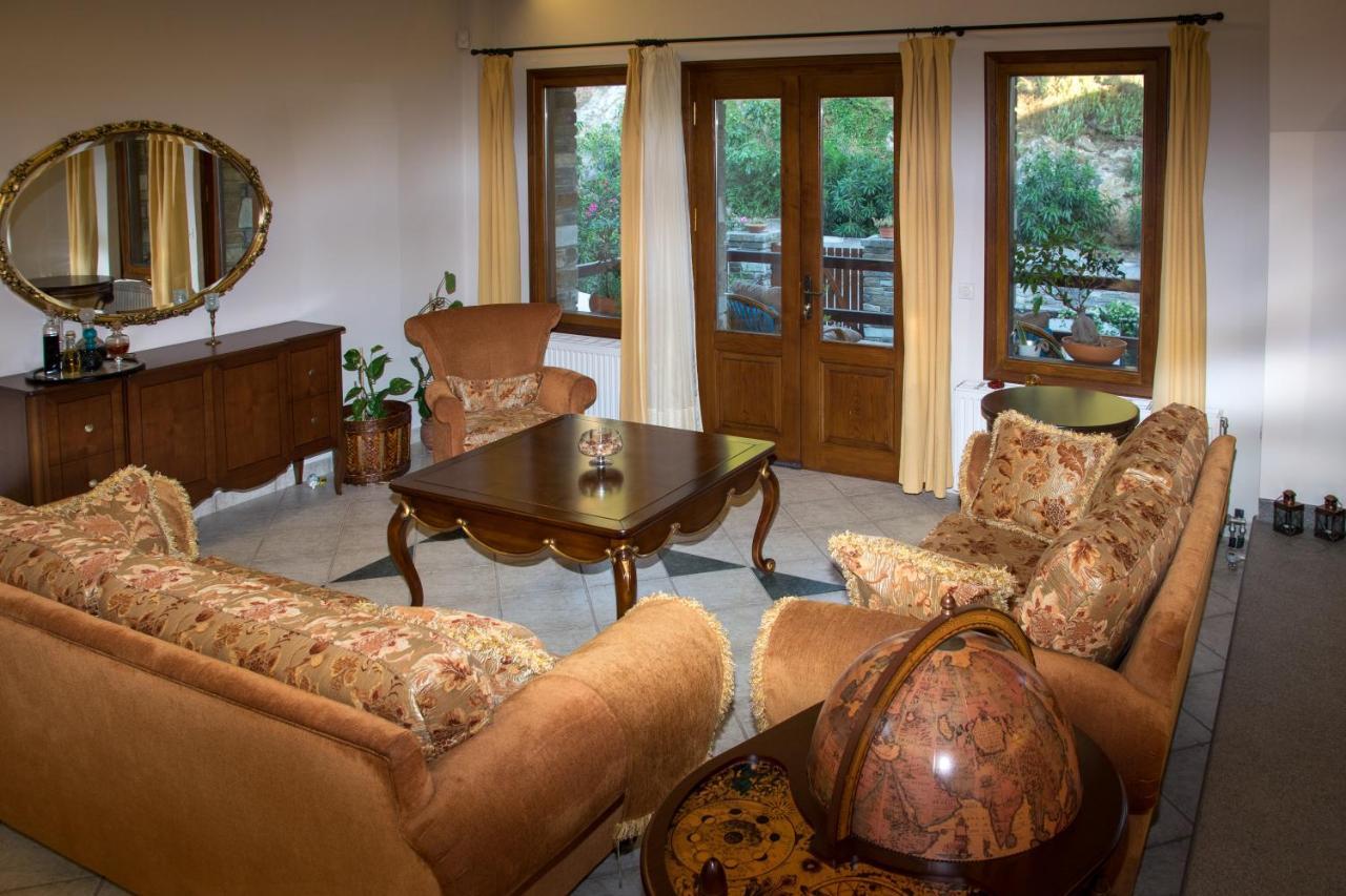 Mountain Breeze Sanctuary Villa โวโลส ภายนอก รูปภาพ