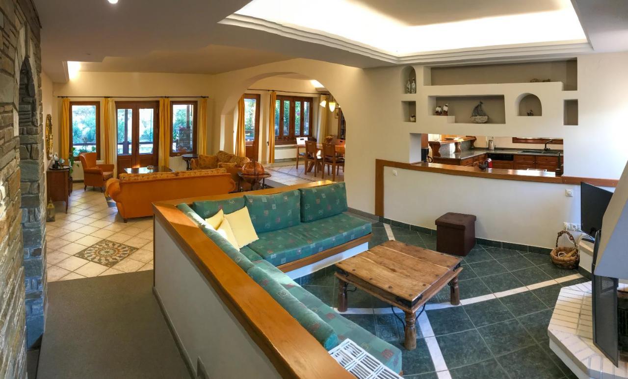 Mountain Breeze Sanctuary Villa โวโลส ภายนอก รูปภาพ